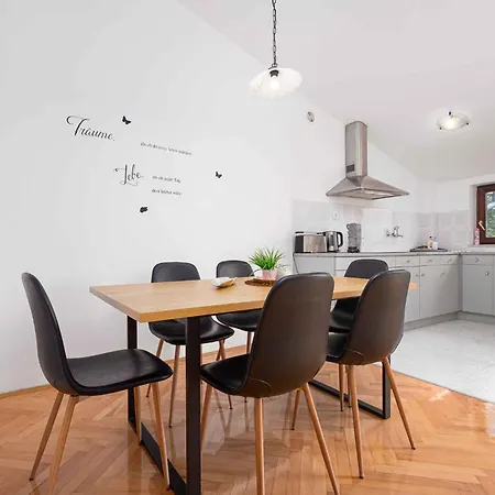 In - Istrien 46932 Apartment