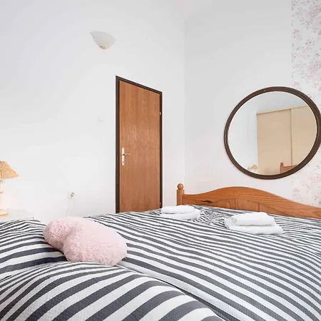 In - Istrien 46932 Porec