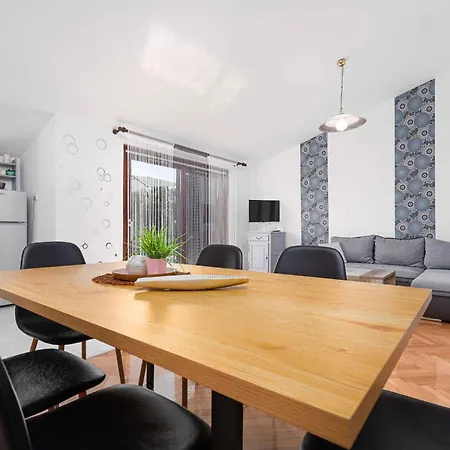 In - Istrien 46932 Apartment Porec